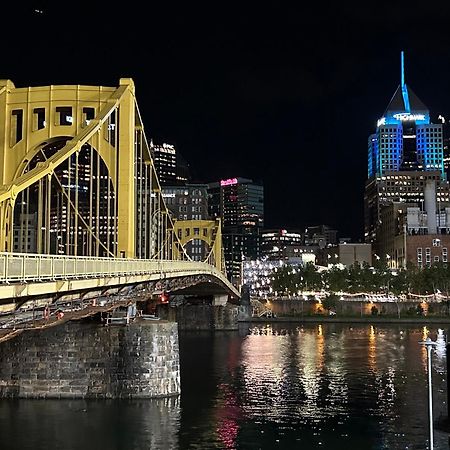 Vibrant Luxury Prime Location 24-7 Onsite Parking Gym Lounge Apartment Pittsburgh Exterior photo
