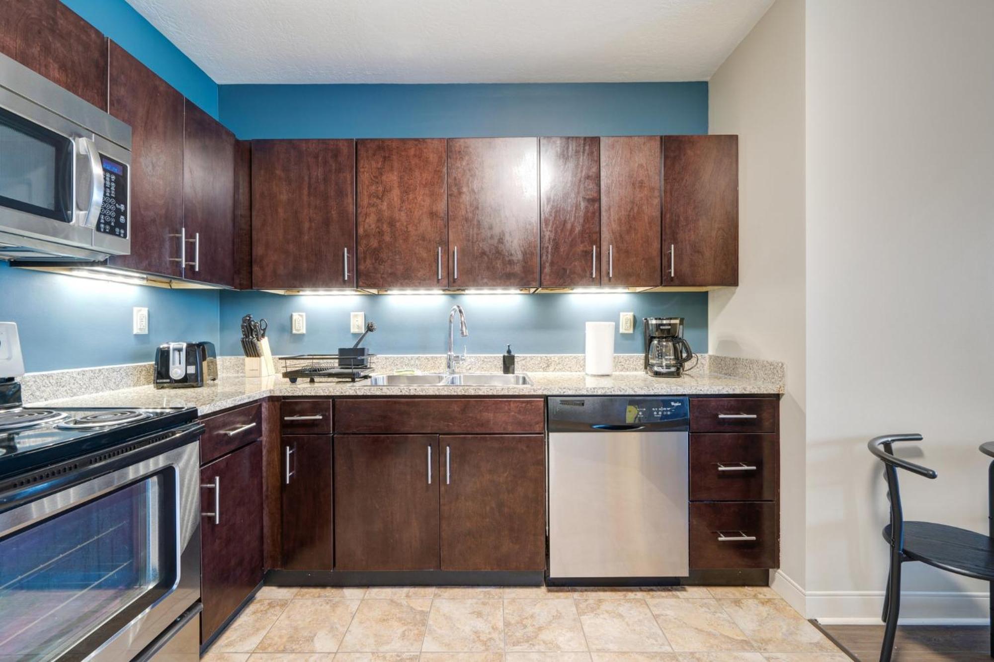 Vibrant Luxury Prime Location 24-7 Onsite Parking Gym Lounge Apartment Pittsburgh Exterior photo