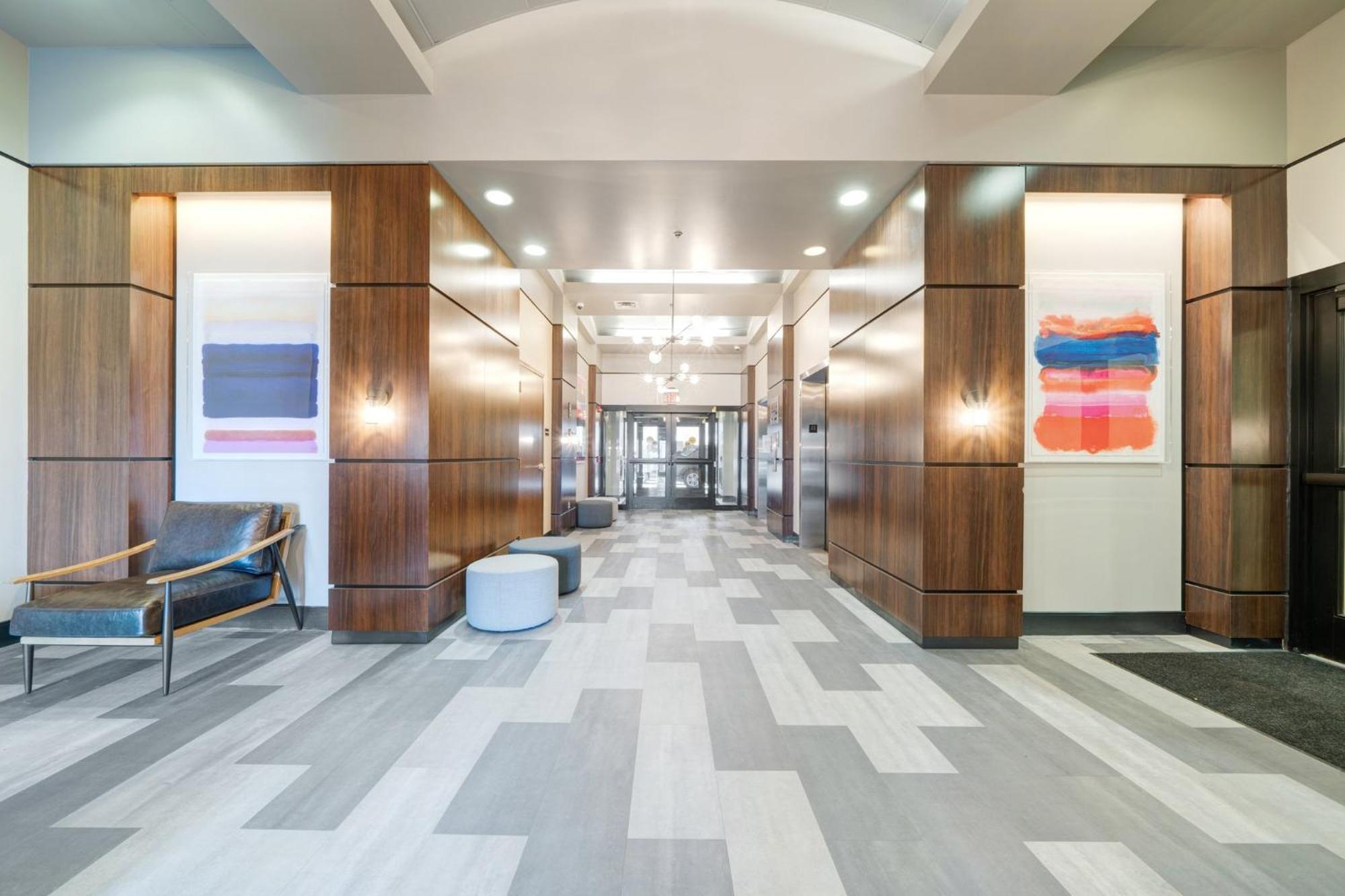 Vibrant Luxury Prime Location 24-7 Onsite Parking Gym Lounge Apartment Pittsburgh Exterior photo